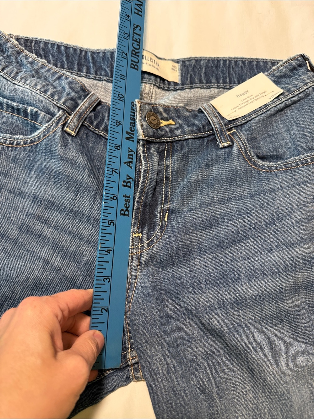 Hollister Low Rise Baggy Jeans NWT Women’s 10 Short W30 Light Wash - Picture 6 of 10